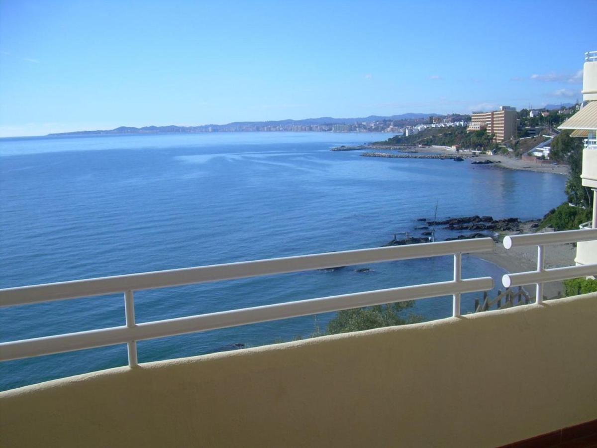 Holidays2Benalmadena Torrequebrada Sea View Front Beach With Pool Parking & Terraces Экстерьер фото