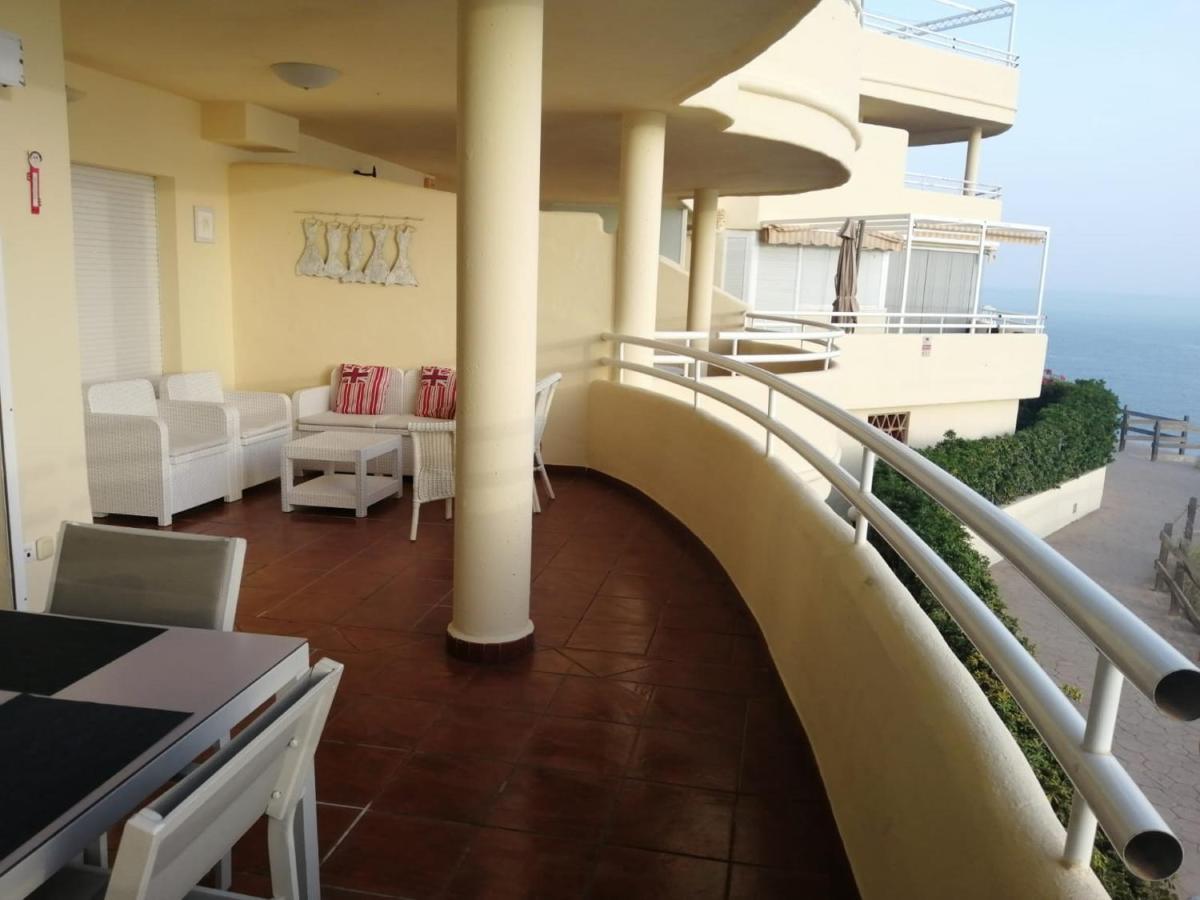 Holidays2Benalmadena Torrequebrada Sea View Front Beach With Pool Parking & Terraces Экстерьер фото